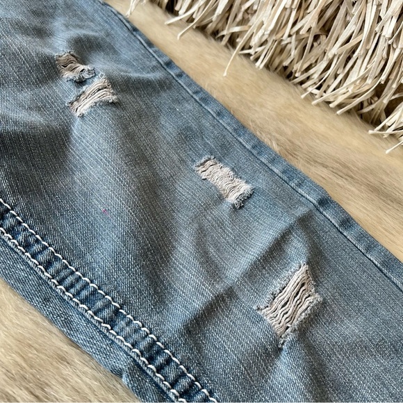 M. GORDON Jeans W34xL30 Distressed Holes Light Wash Stretch White Stitching - Picture 3 of 14